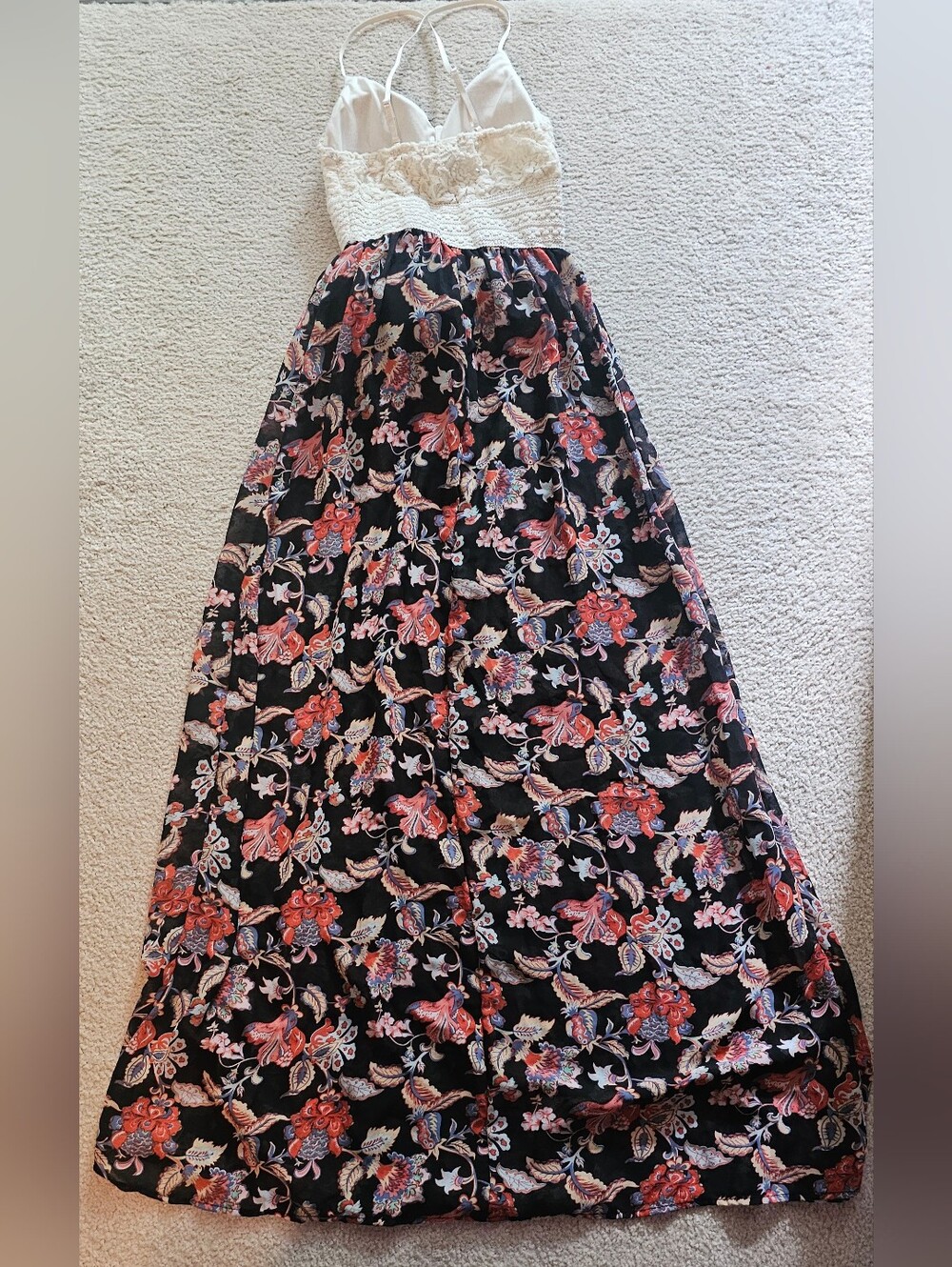 J for Justify floral maxi dress. It features a bohemian style Size Small - Picture 9 of 11